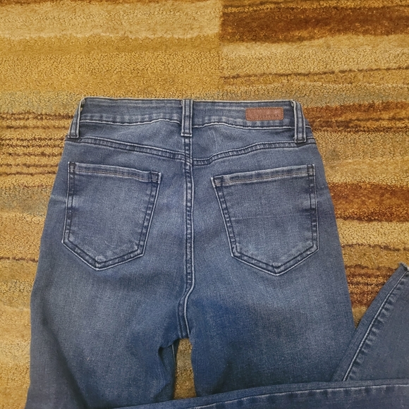 Distressed Hem Denim Jeans - Picture 5 of 8